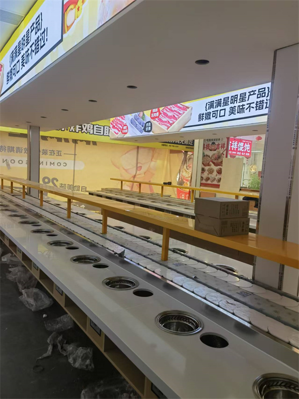 室內旋轉火鍋設備